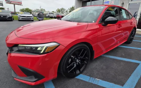 More photos of 2022 HONDA CIVIC SPORT at NWI Auto Luxury Merrillville, IN
