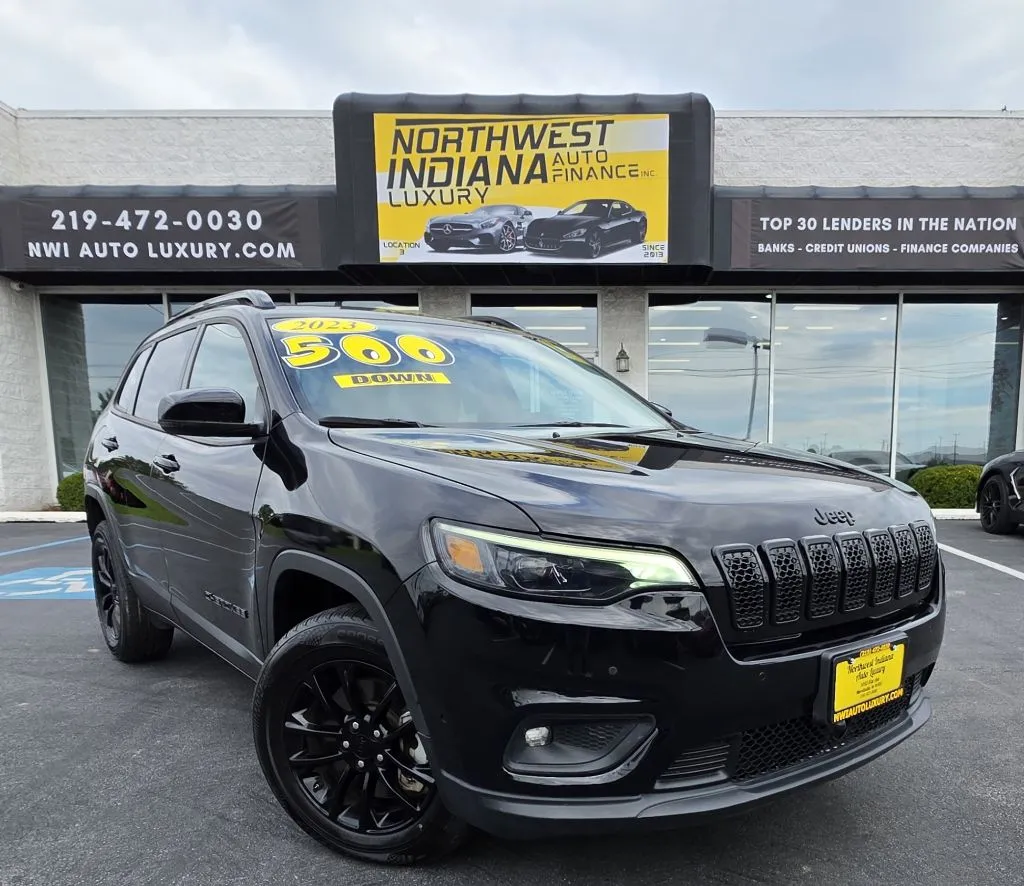 Black 2023 JEEP CHEROKEE ALTITUDE LUX for sale in Merrillville, IN