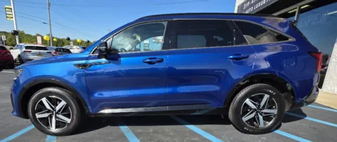 More photos of 2021 KIA SORENTO S at NWI Auto Luxury Merrillville, IN