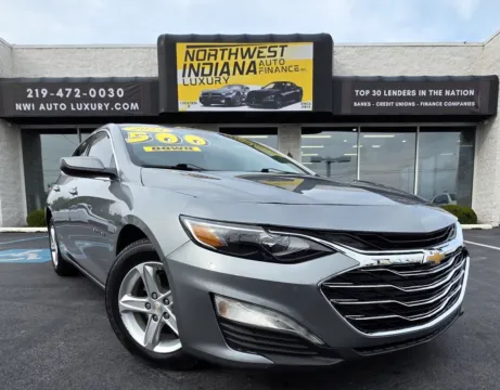 Gray 2024 CHEVROLET MALIBU LT for sale in Merrillville, IN