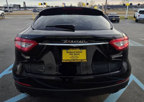 More photos of 2018 MASERATI LEVANTE BASE at NWI Auto Luxury Merrillville, IN