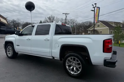 More photos of 2018 GMC SIERRA 1500 SLE at NWI Auto Finance Schererville, IN