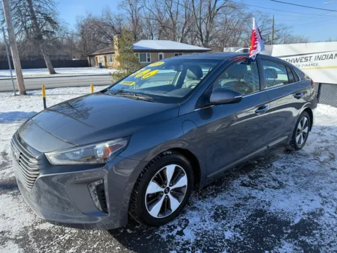 Another view of 2019 HYUNDAI IONIQ PLUG-IN H LIMITED for sale in Schererville, IN at NWI Auto Finance Schererville