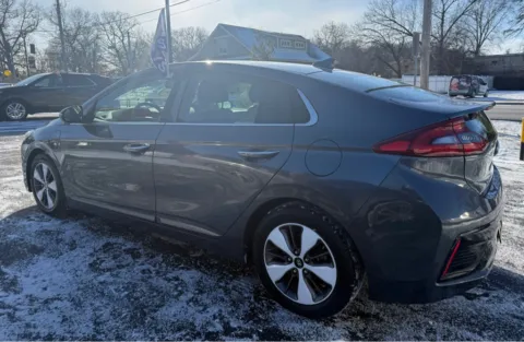 More photos of 2019 HYUNDAI IONIQ PLUG-IN H LIMITED at NWI Auto Finance Schererville, IN
