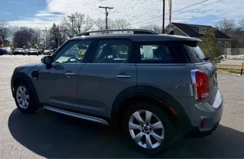 More photos of 2018 MINI COUNTRYMAN COOPER at NWI Auto Finance Schererville, IN
