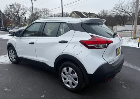 More photos of 2019 NISSAN KICKS at NWI Auto Finance Schererville, IN