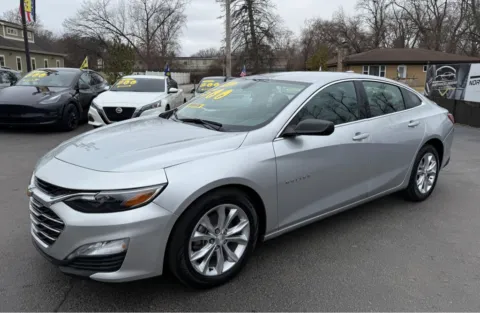 Another view of 2022 CHEVROLET MALIBU LT for sale in Schererville, IN at NWI Auto Finance Schererville