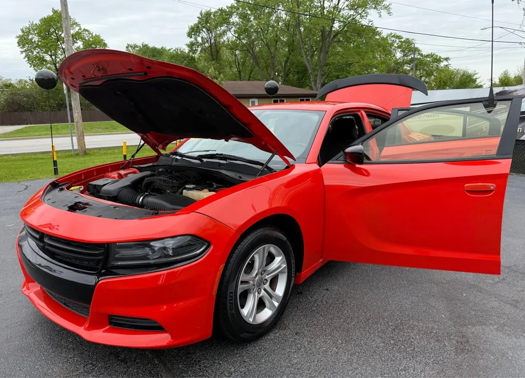 2019 Dodge Charger SXT - Photo 10