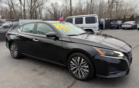 Black 2025 NISSAN ALTIMA 2.5 SV for sale in Schererville, IN