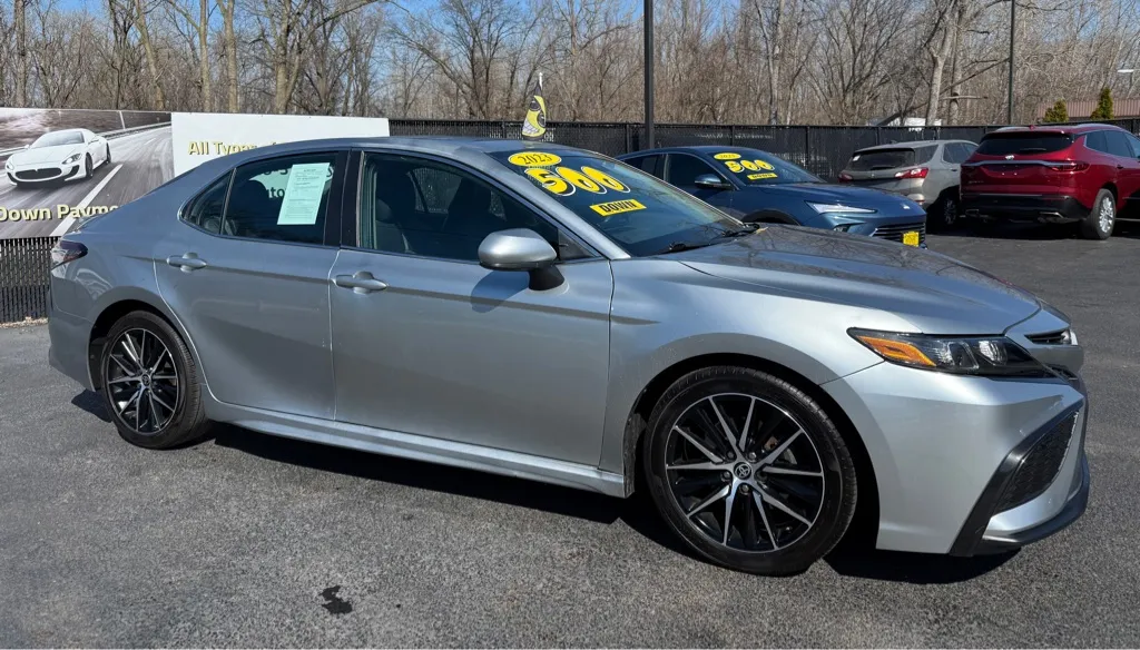 2023 TOYOTA CAMRY SE for sale in Schererville, IN