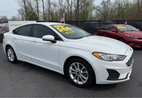 White 2019 FORD FUSION HYBRID SE for sale in Schererville, IN