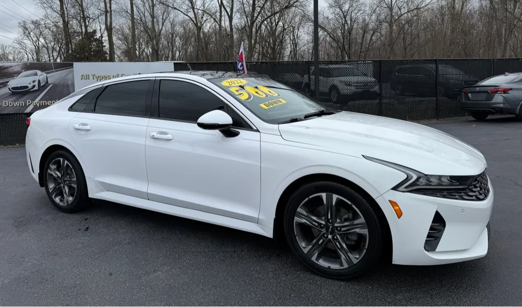 White 2022 KIA K5 EX for sale in Schererville, IN