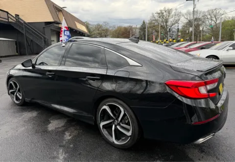 More photos of 2021 HONDA ACCORD SPORT at NWI Auto Finance Schererville, IN