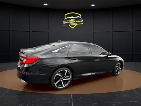 More photos of 2021 HONDA ACCORD SPORT at NWI Auto Finance Schererville, IN