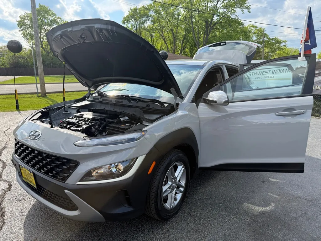 2023 Hyundai Kona SE - Photo 9