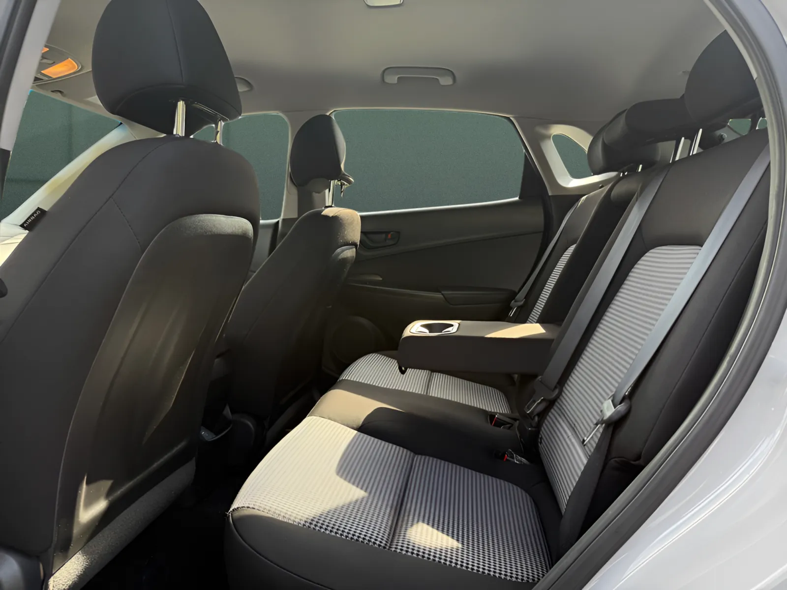 2023 Hyundai Kona SE - Photo 27