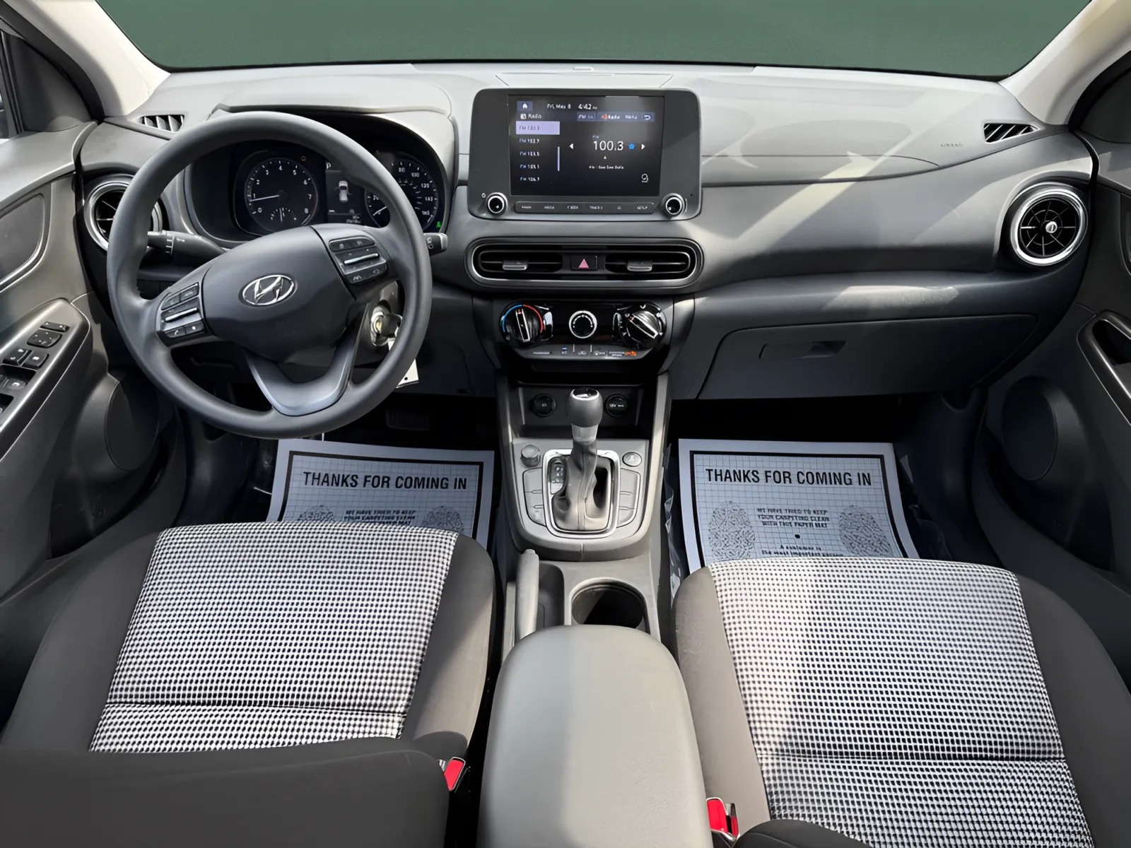 2023 Hyundai Kona SE - Photo 13