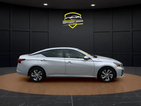 More photos of 2023 NISSAN ALTIMA 2.5 S at NWI Auto Finance Schererville, IN