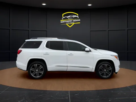 More photos of 2019 GMC ACADIA DENALI at NWI Auto Finance Schererville, IN