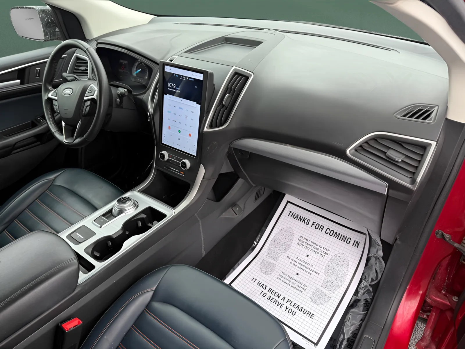 2022 Ford Edge SEL - Photo 11