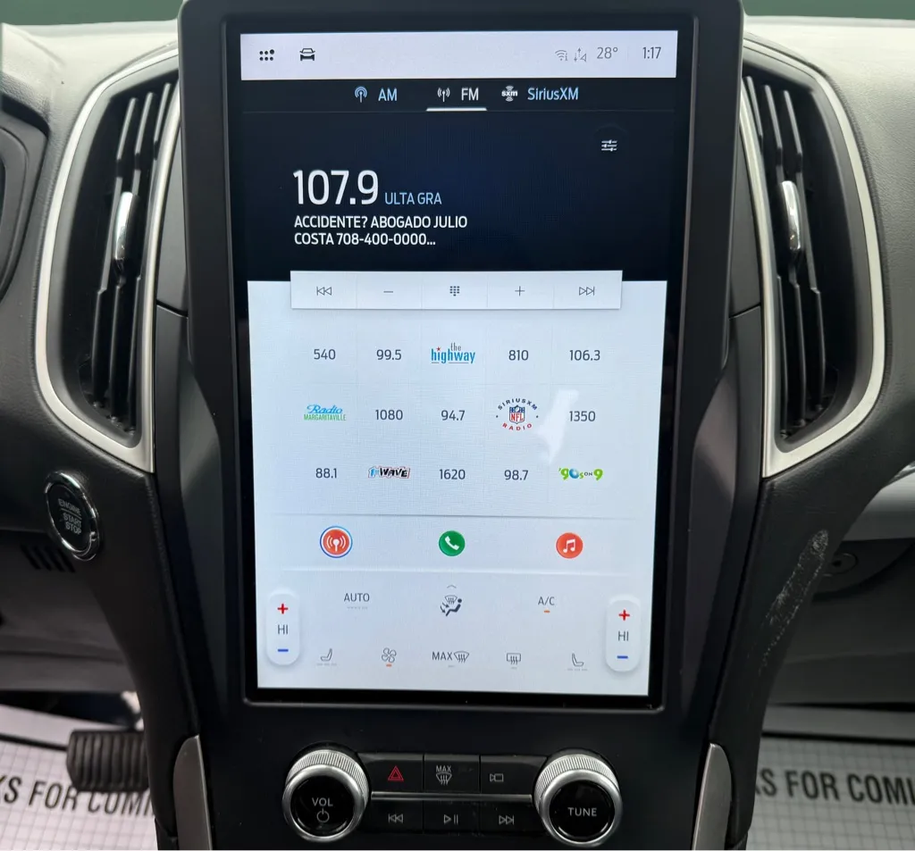 2022 Ford Edge SEL - Photo 19