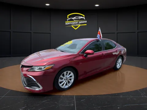 Red 2021 TOYOTA CAMRY LE for sale in Schererville, IN