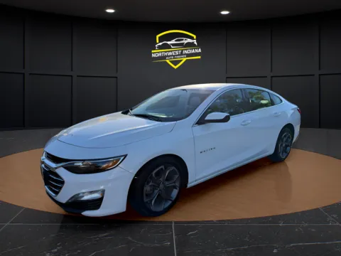White 2024 CHEVROLET MALIBU LT for sale in Schererville, IN