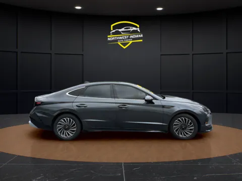More photos of 2025 HYUNDAI SONATA HYBRID SEL at NWI Auto Finance Schererville, IN