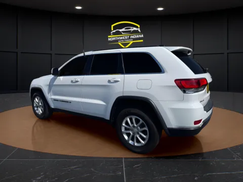 More photos of 2022 JEEP GRAND CHEROKEE LAREDO E at NWI Auto Finance Schererville, IN