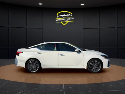More photos of 2024 NISSAN ALTIMA 2.5 SL at NWI Auto Finance Schererville, IN