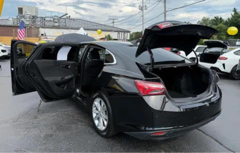 More photos of 2020 CHEVROLET MALIBU LT at NWI Auto Finance Schererville, IN