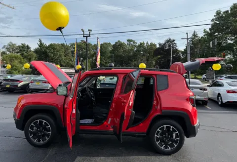 Another view of 2023 JEEP RENEGADE UPLAND for sale in Schererville, IN at NWI Auto Finance Schererville