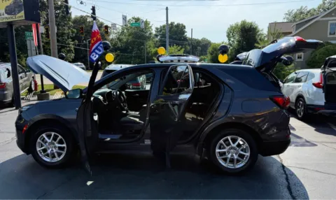 Photos of 2023 CHEVROLET EQUINOX LT for sale in Schererville, IN at NWI Auto Finance Schererville