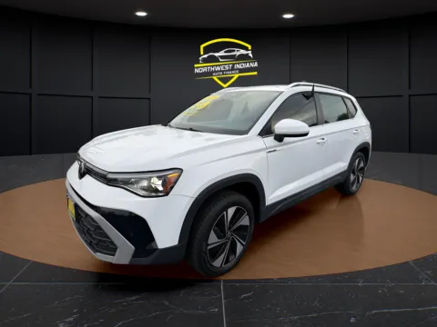White 2025 VOLKSWAGEN TAOS SE 4MOTION for sale in Schererville, IN