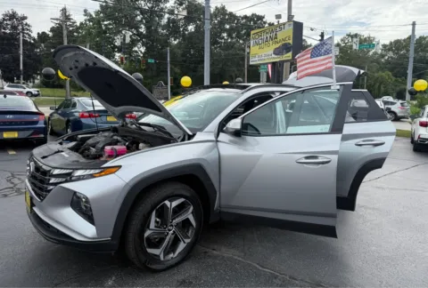 Photos of 2023 HYUNDAI TUCSON HYBRID SEL CONVENIENCE for sale in Schererville, IN at NWI Auto Finance Schererville