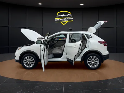 Another view of 2020 NISSAN ROGUE SPORT SV for sale in Schererville, IN at NWI Auto Finance Schererville