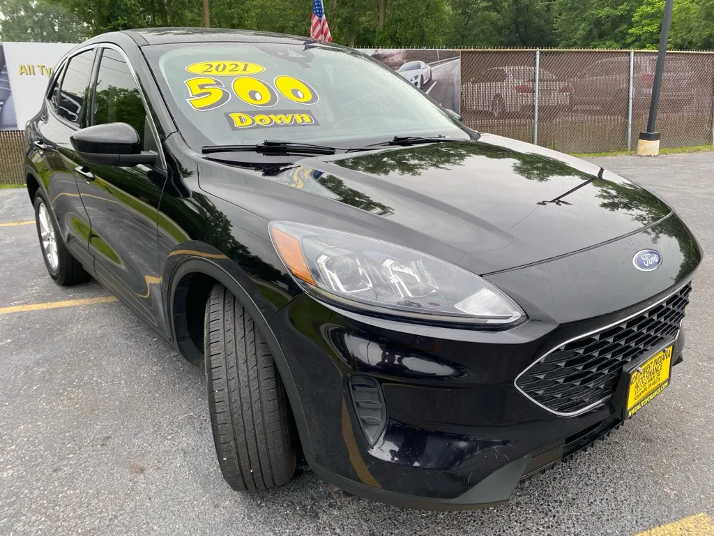 Black 2021 FORD ESCAPE SE for sale in Schererville, IN