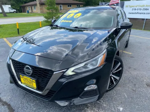 Another view of 2022 NISSAN ALTIMA SR for sale in Schererville, IN at NWI Auto Finance Schererville