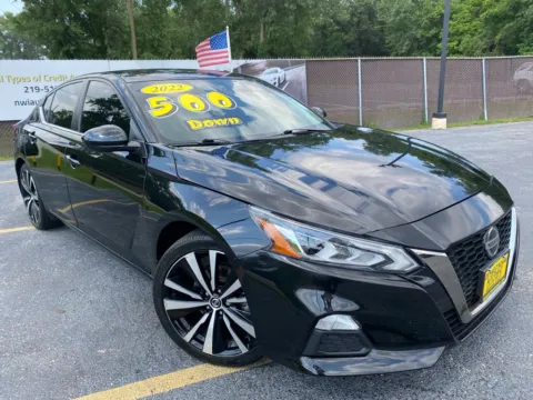 Black 2022 NISSAN ALTIMA SR for sale in Schererville, IN