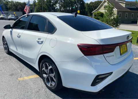 More photos of 2021 KIA FORTE LXS at NWI Auto Finance Schererville, IN