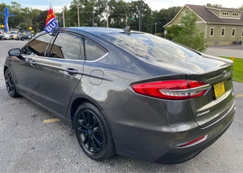More photos of 2020 FORD FUSION SE at NWI Auto Finance Schererville, IN