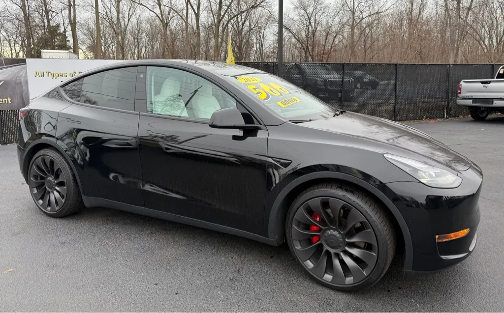 Black 2021 TESLA MODEL Y PERFORMANCE for sale in Schererville, IN