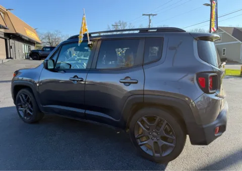 More photos of 2021 JEEP RENEGADE LATITUDE at NWI Auto Finance Schererville, IN