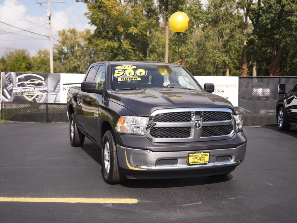 2022 RAM 1500 CLASSIC SLT for sale in Schererville, IN