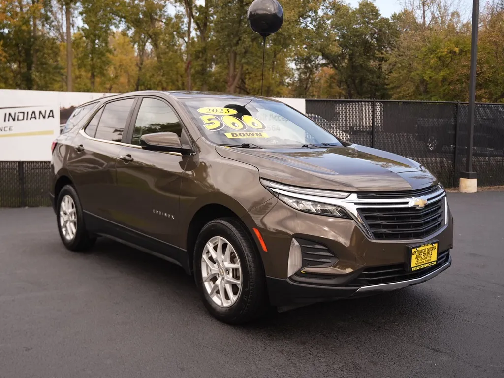 Brown 2023 CHEVROLET EQUINOX LT for sale in Schererville, IN