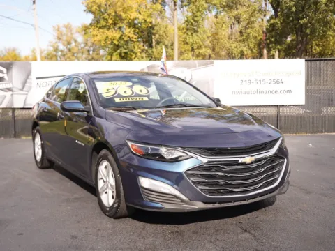 Blue 2022 CHEVROLET MALIBU LT for sale in Schererville, IN