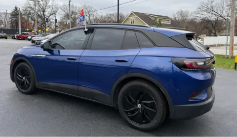 More photos of 2021 VOLKSWAGEN ID.4 PRO S at NWI Auto Finance Schererville, IN