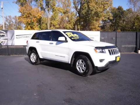 White 2014 JEEP GRAND CHEROKEE LAREDO for sale in Schererville, IN