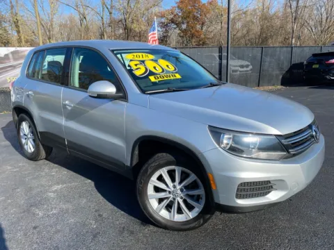 Silver 2018 VOLKSWAGEN TIGUAN LIMITED 2.0T for sale in Schererville, IN