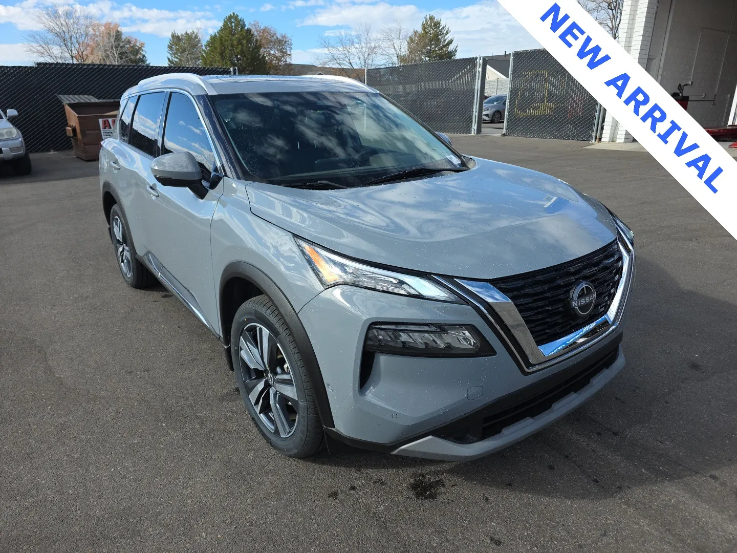Gray 2023 Nissan Rogue SL for sale in Orem, UT